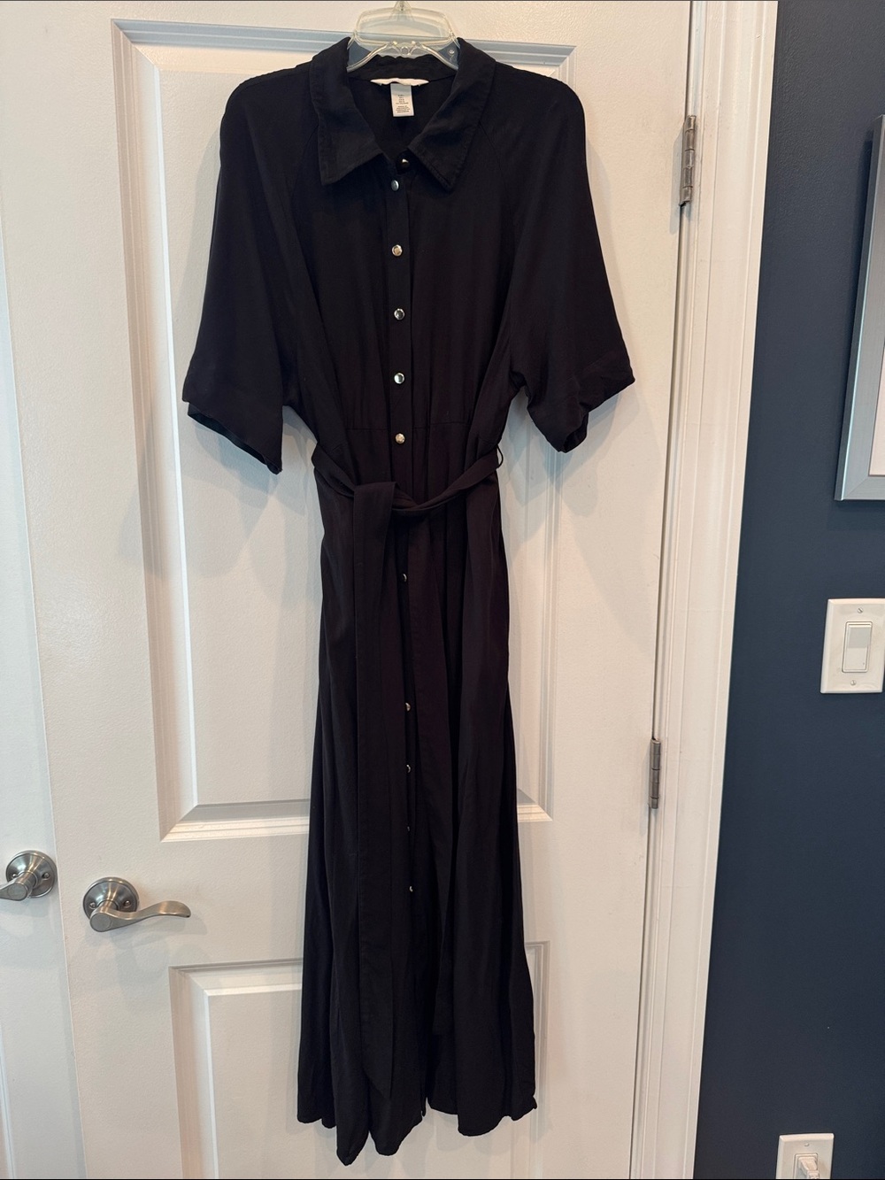 H&M Mama Before/After Black Shitt Dress